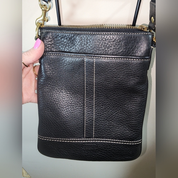 Coach Black Pebbled Leather Crossbody Purse Swing Back Y2K - Picture 10 of 15